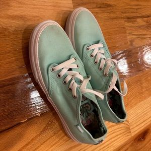 Women vans